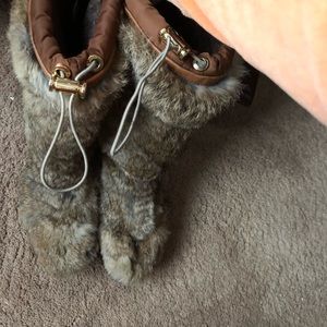 Tory burch size 8 fur boots